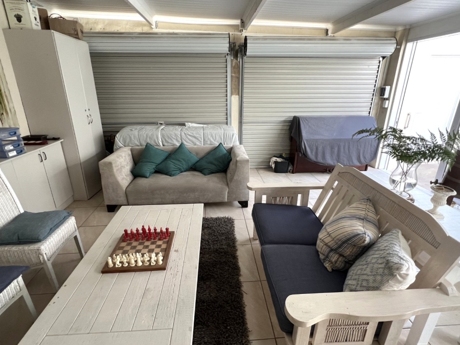 1 Bedroom Property for Sale in Keurboomstrand Western Cape